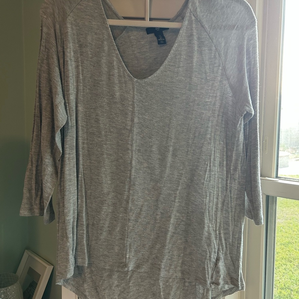 GAP Light Gray Long Sleeve Women's Top
